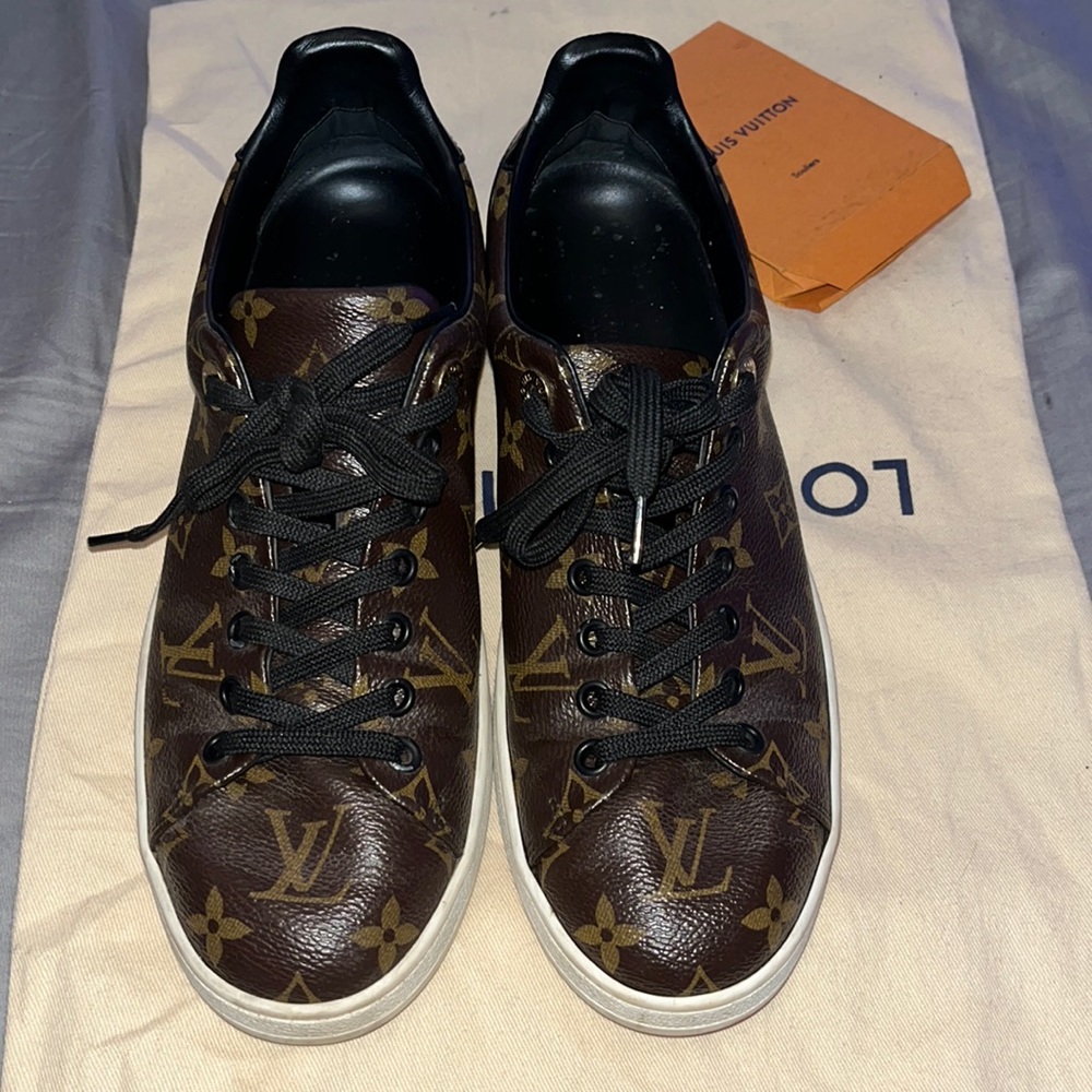 Womens Louis Vuitton Frontrow Sneakers
